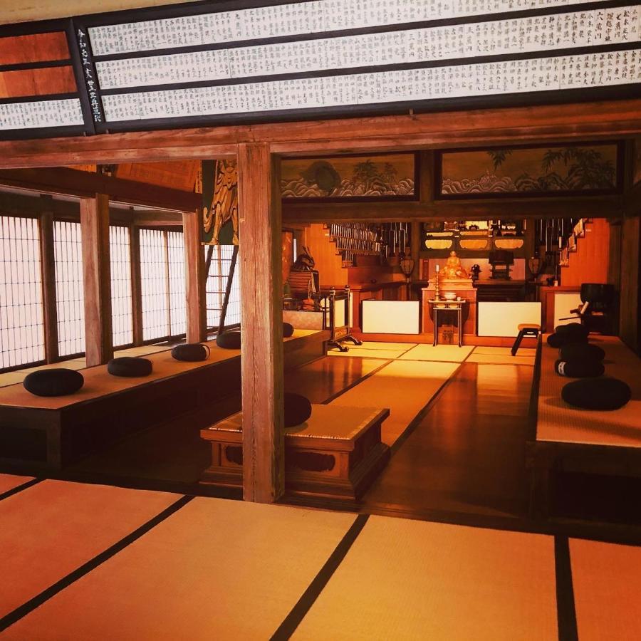 Ryutakuzenji 宿坊 Takasaki Esterno foto